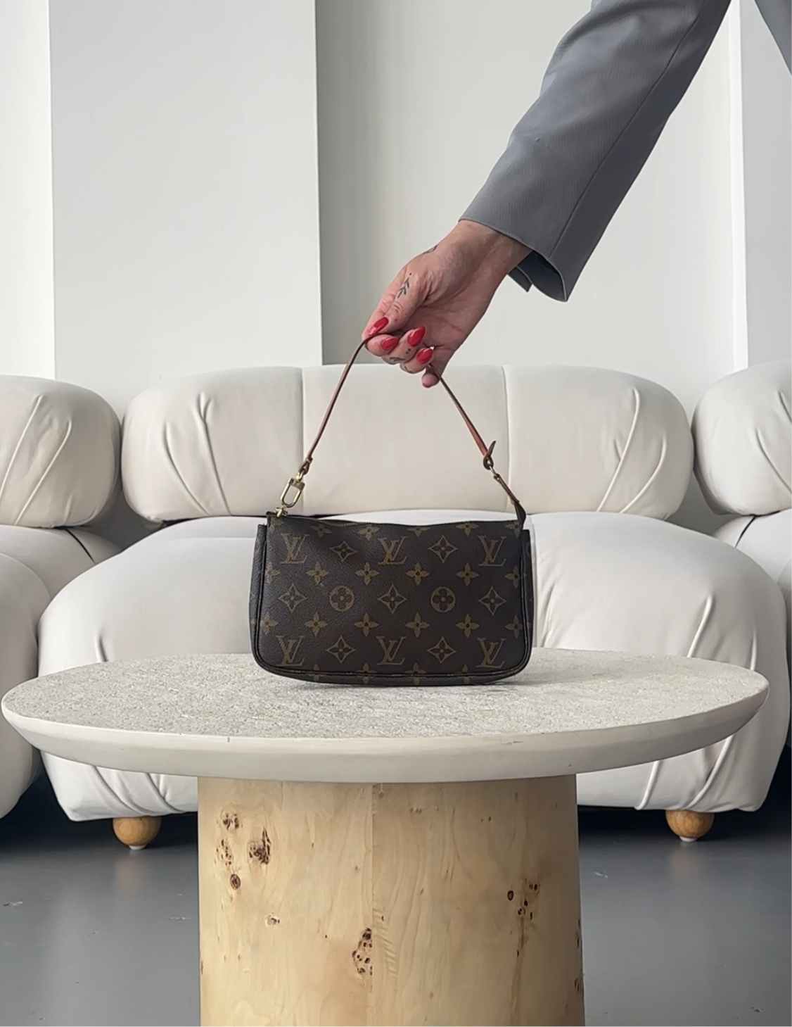 Louis Vuitton Monogram Pochette