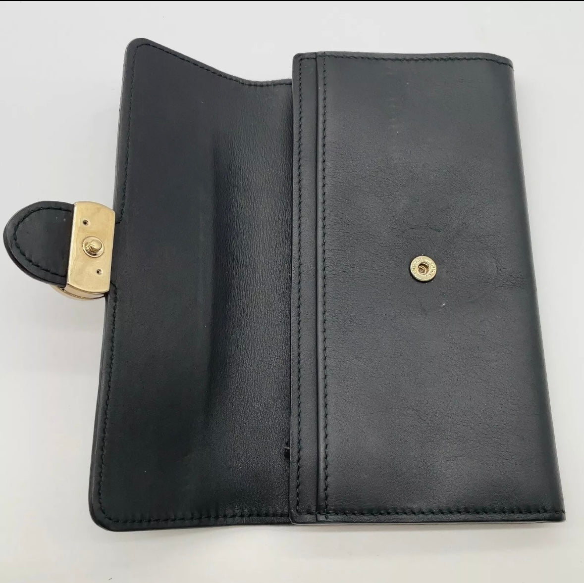 Gucci Interlocking G Logo Leather Continental Wallet