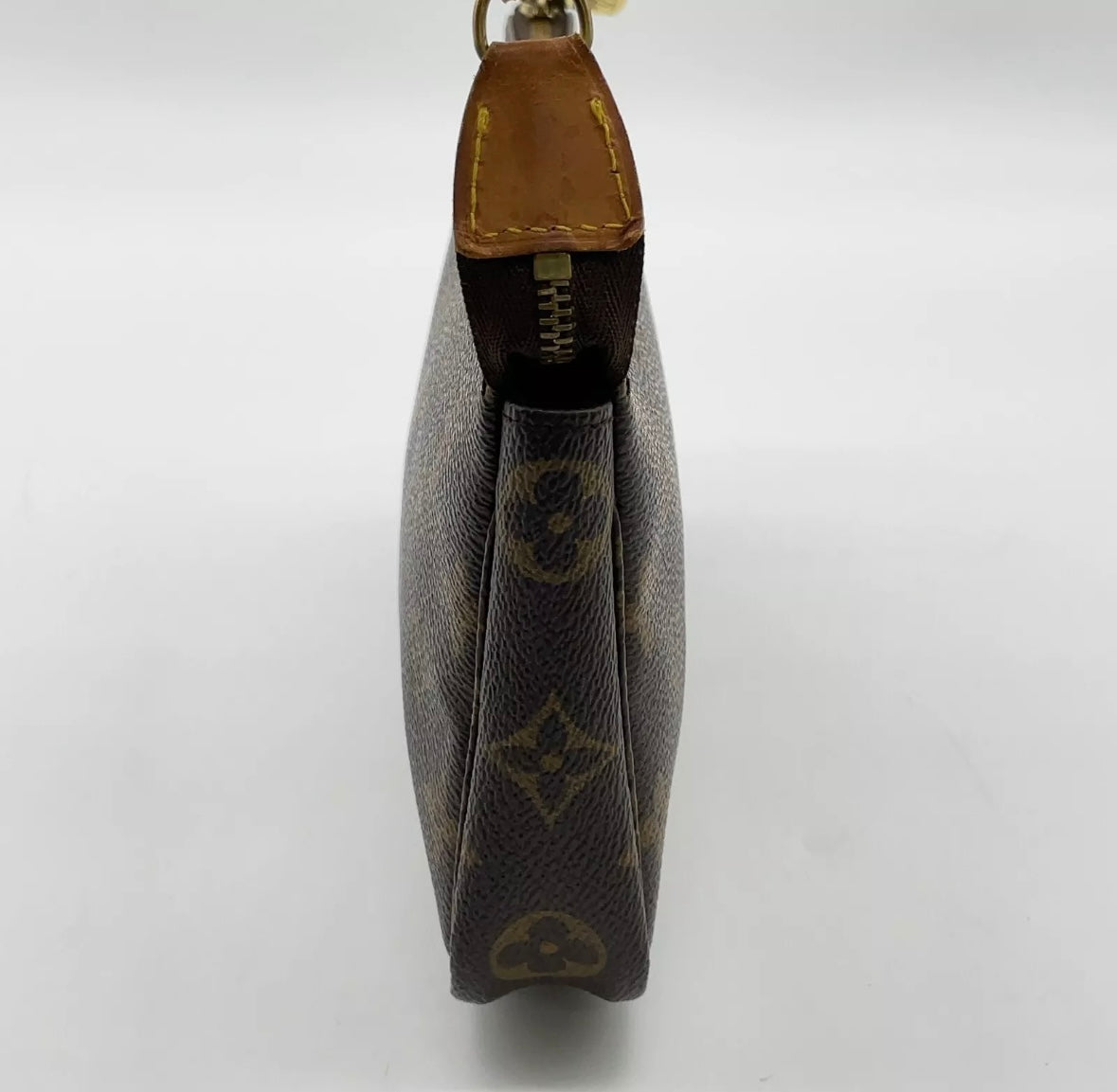 Louis Vuitton Monogram Pochette